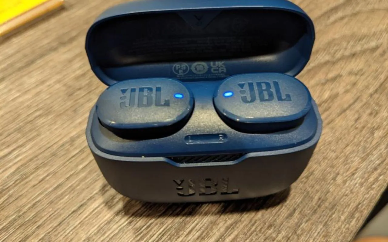 JBL TUNE 230NC TWS - écouteurs sans fil avec micro - à réduction de bruit -  noir Pas Cher