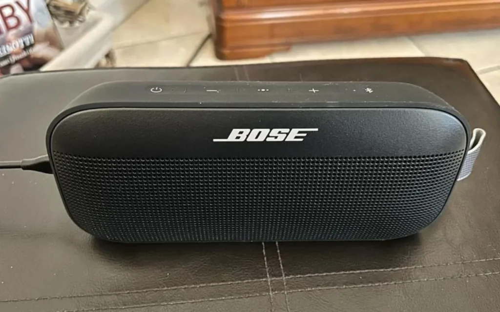 Design de l'enceinte Bluetooth Bose SoundLink Flex
