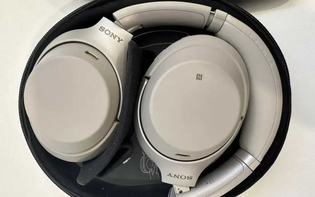 Design et confort du casque Sony WH-1000XM3
